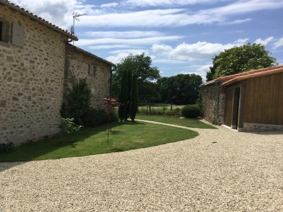 Les Epis Du Vent Panzió Adilly Kültér fotó