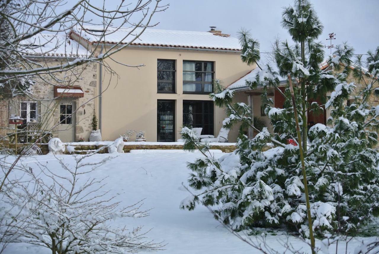 Les Epis Du Vent Panzió Adilly Kültér fotó